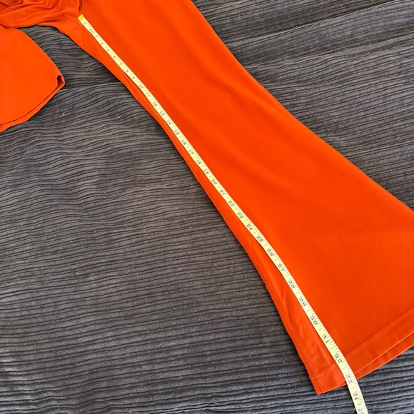 Lululemon Groove Super High Rise Flared Pant Cayenne Burnt Orange Yoga Pants 8 - Picture 8 of 10